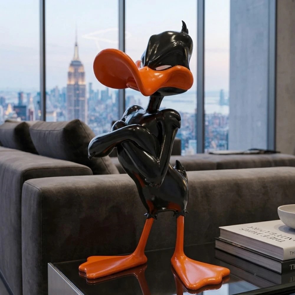 Daffy Duck – поп арт фигура, изрисувана на ръка, снимка 4